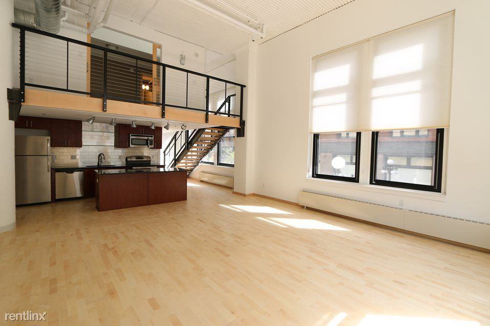 E 7th St & Mounds Blvd. - Photo 3 of 9