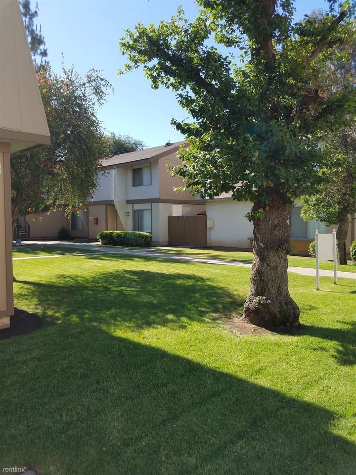 Village Green Apartments 13877 Frederick St, Moreno Valley, CA 92553