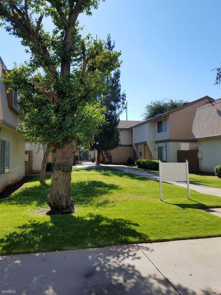 Village Green Apartments 13877 Frederick St, Moreno Valley, CA 92553