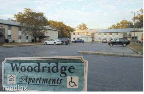 Woodridge Apts. - Photo 2 of 6