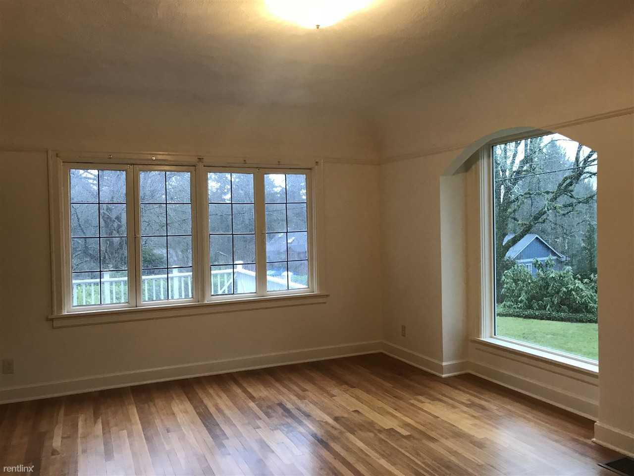 2117 Sw Luradel St - Photo 2 of 10