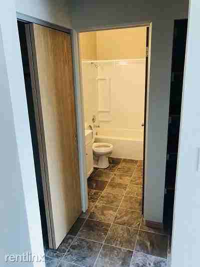 1411 20th St S - Photo 2 of 7