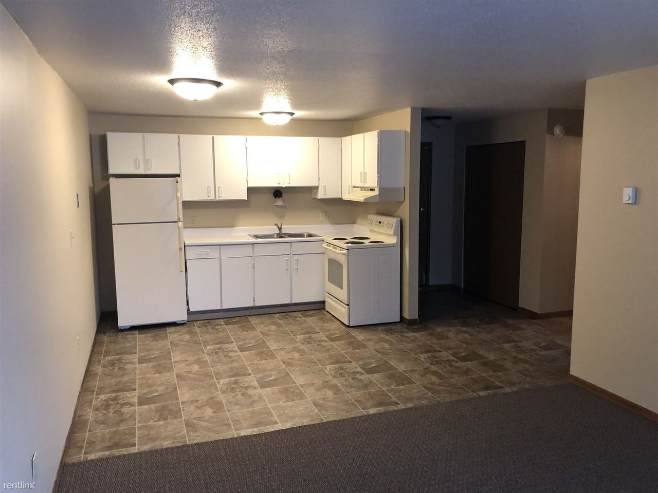 1805 20th St S - Photo 2 of 8