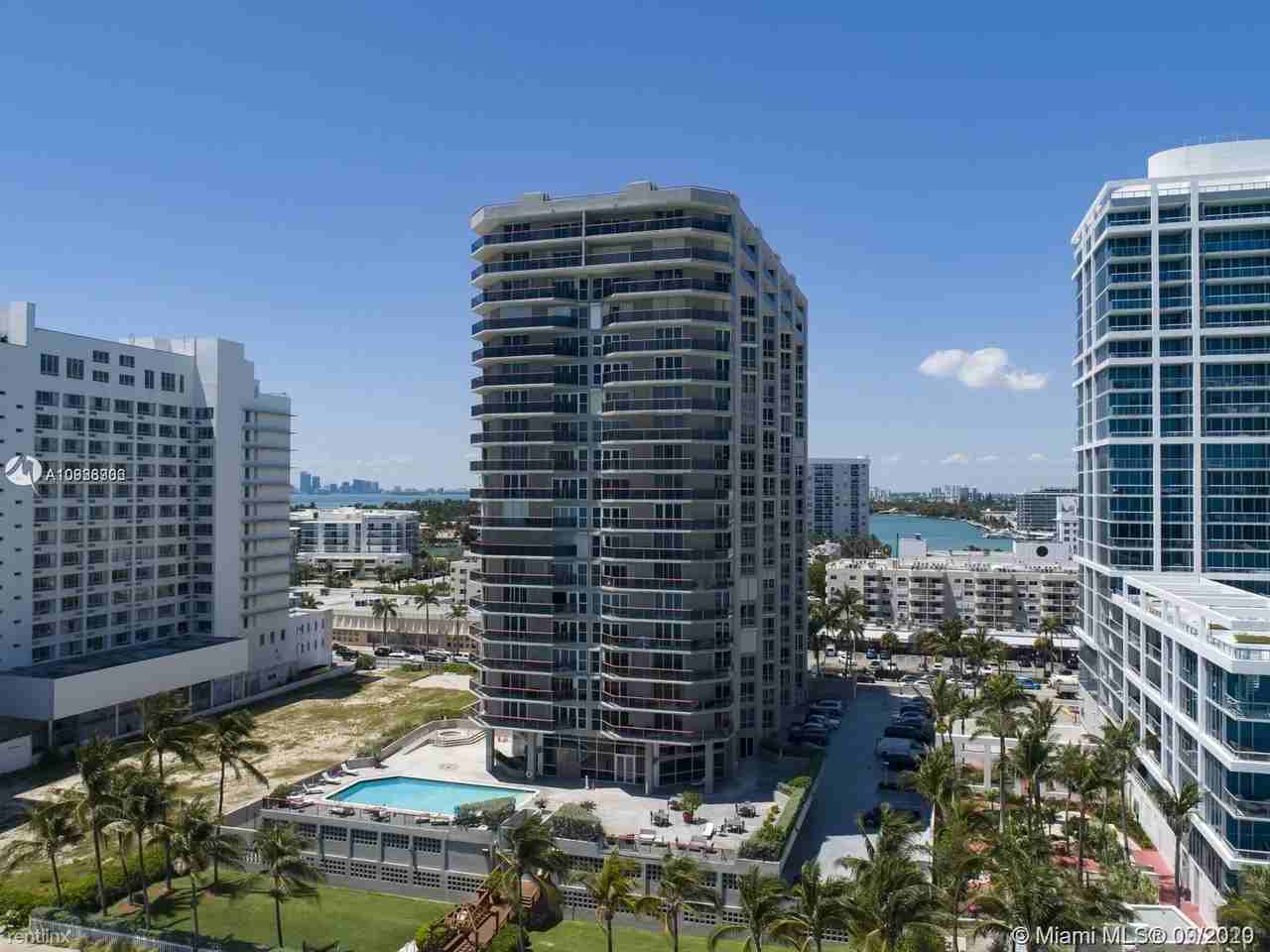 6767 Collins Ave - Photo 3 of 50