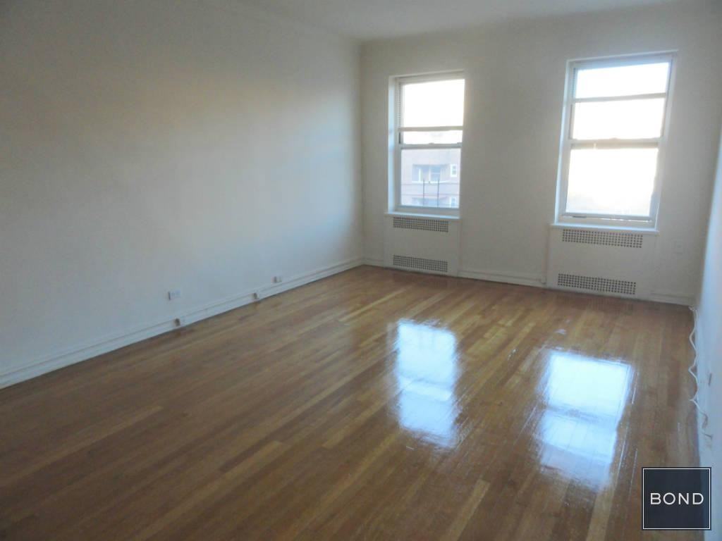 68-64 Yellowstone Blvd #B4 - Photo 3 of 6