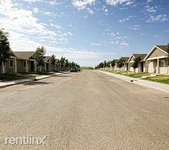 Strata Estates of Watford City - Photo 3 of 30