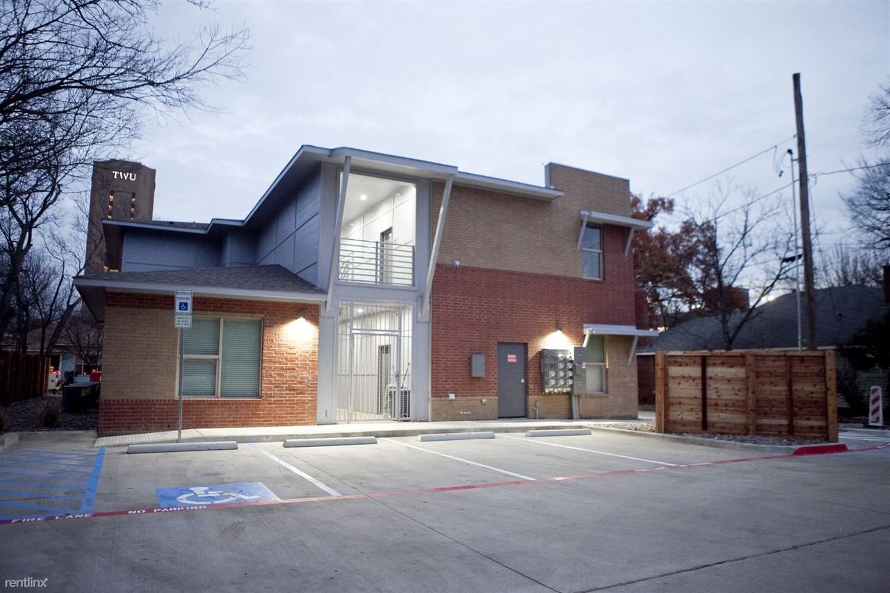 Austin Street Lofts - Photo 3 of 15