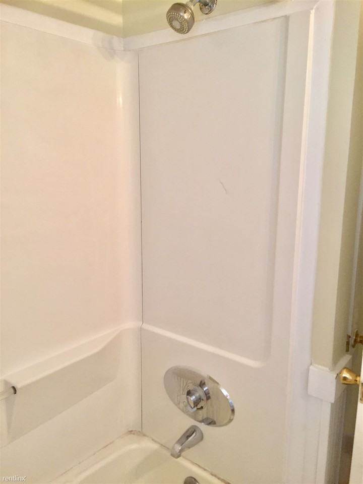 Lorchris Street Residences - Photo 2 of 13