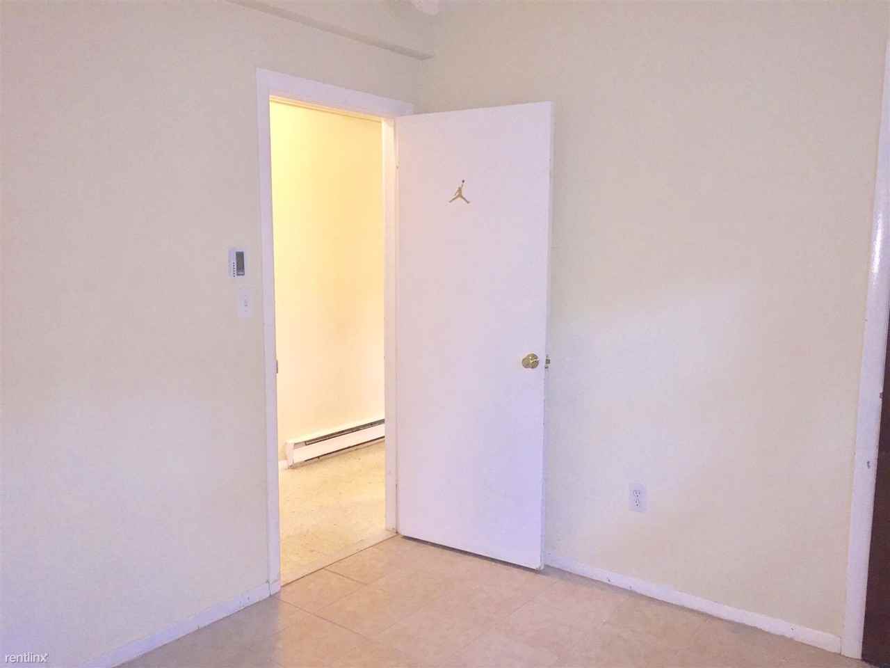 Lorchris Street Residences - Photo 3 of 13