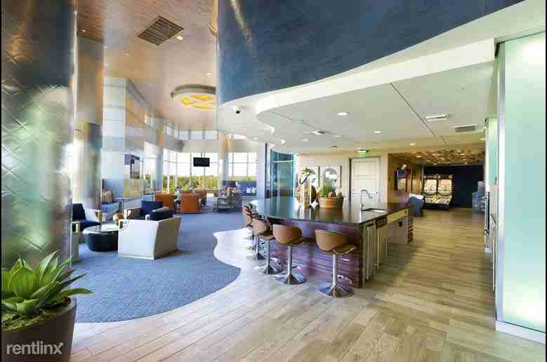 222 West Ave - Photo 3 of 22