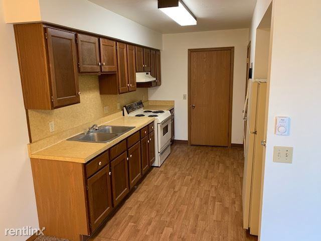 Lake Bei Der Bank - Photo 2 of 5