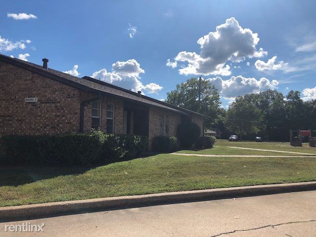 Crockett Manor Apartments - Photo 2 of 7