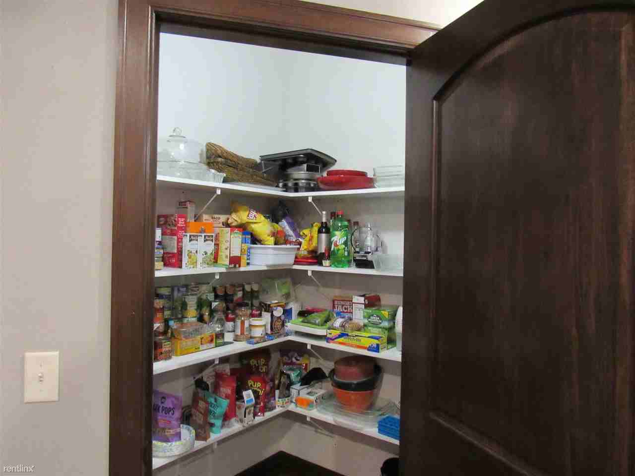 South Prairie Twin Homes - Photo 3 of 10