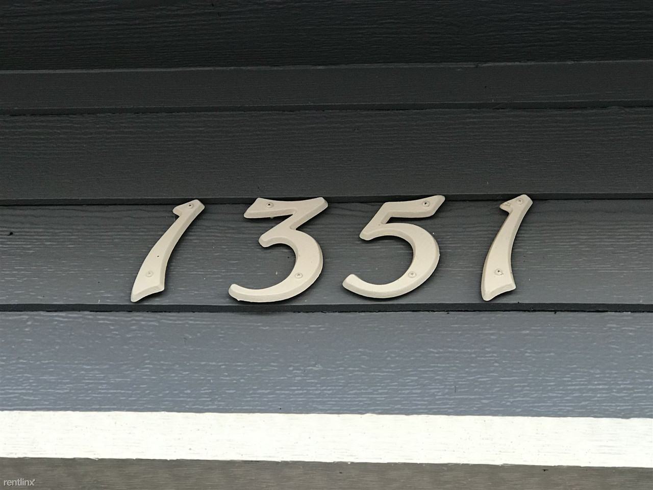 1351 E Longhorn Dr - Photo 2 of 47