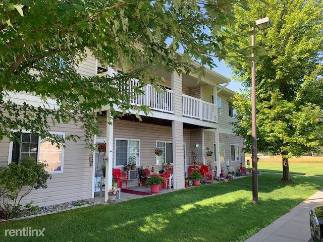 Country Village Apartments - Photo 2 of 16