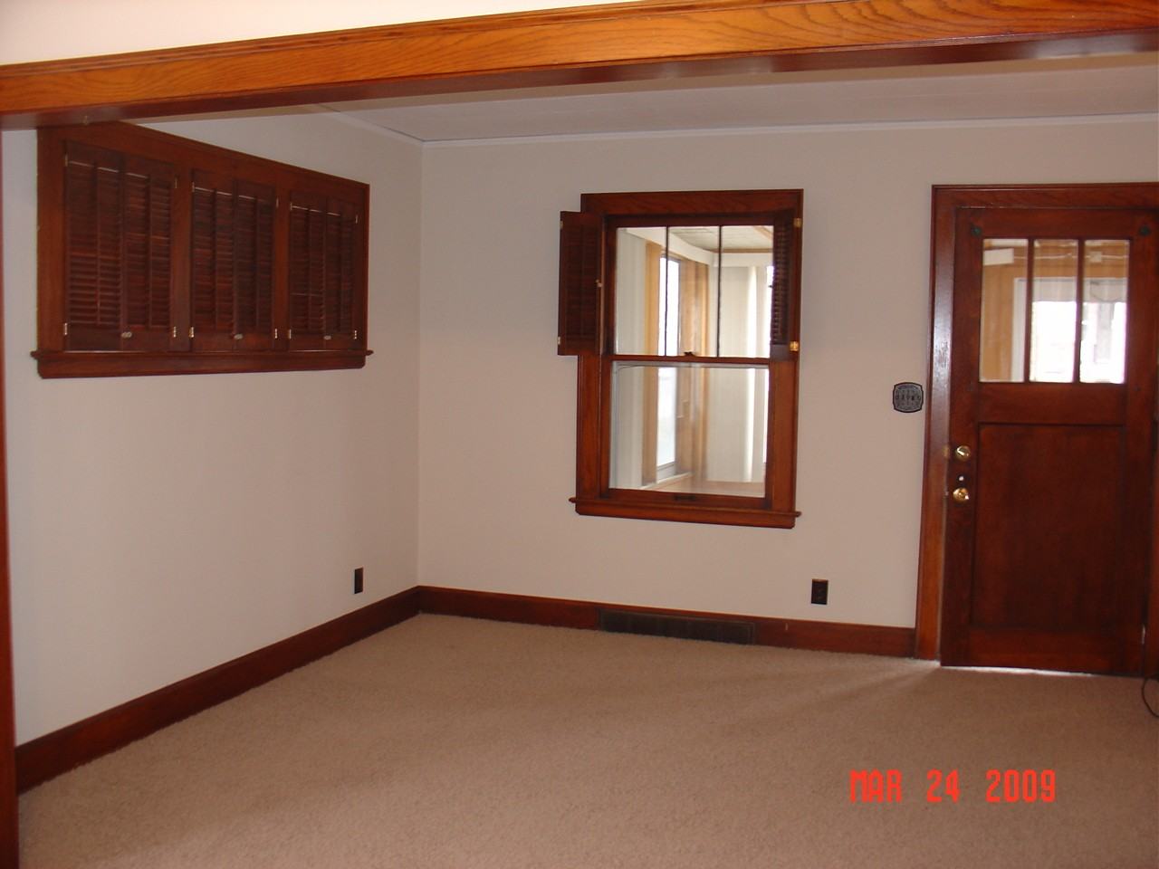 4920 Hamilton St - Photo 2 of 9