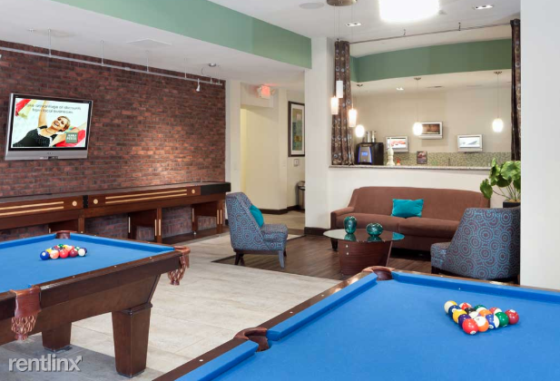 900 E 11th St - Photo 3 of 18