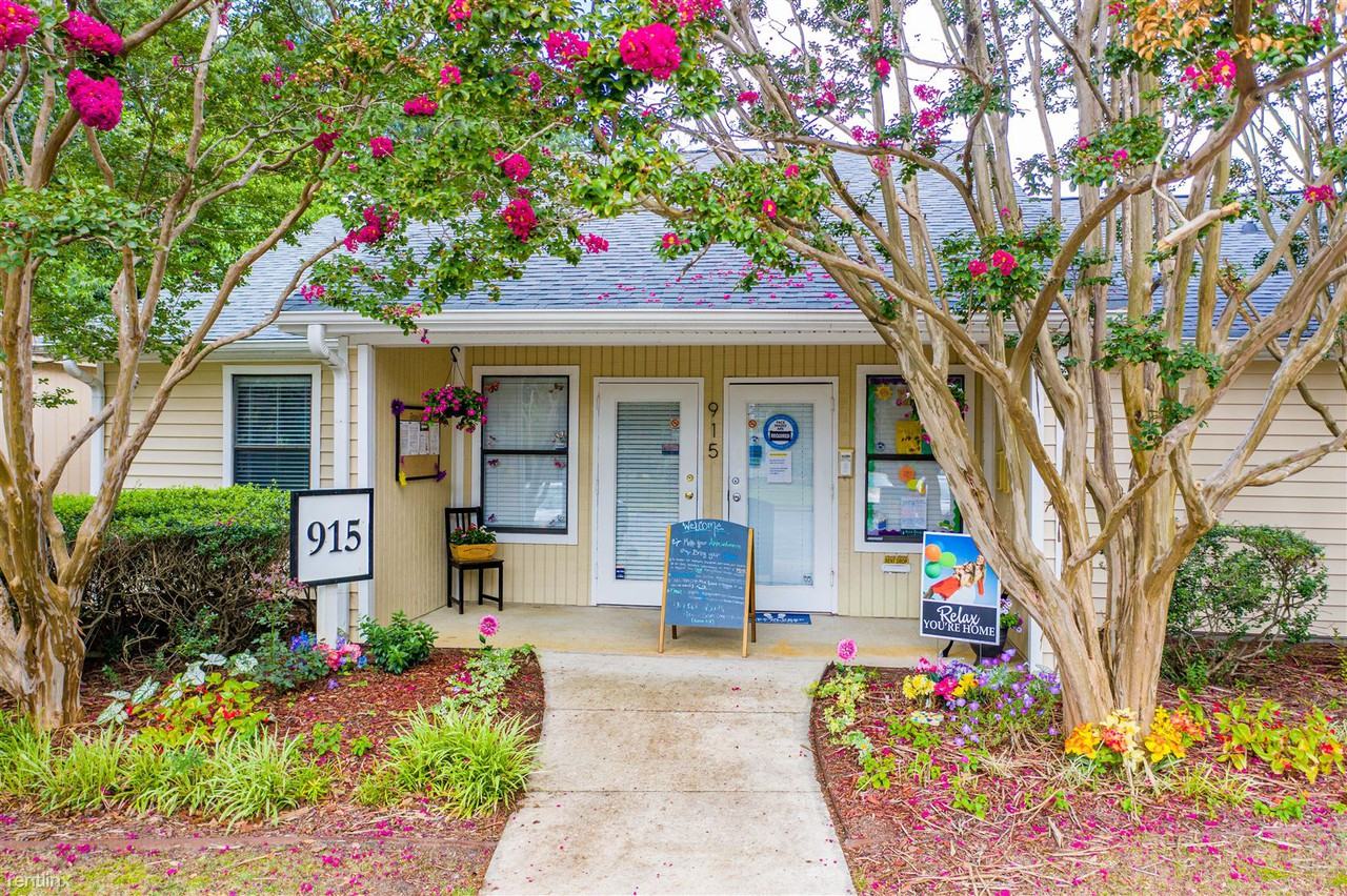 Bryan Woods Apartments - Photo 3 of 10