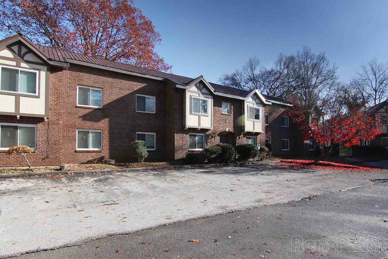 Nottingham Apartments - Photo 3 of 5