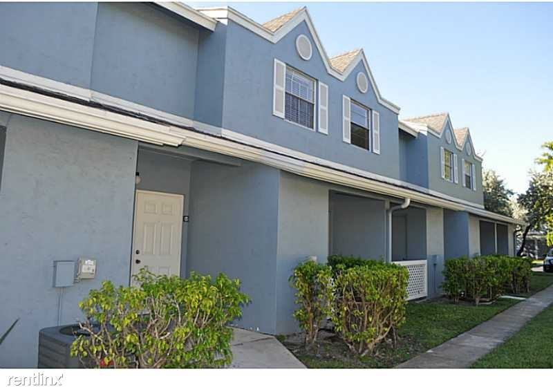 6760 NW 175th Ln - Photo 3 of 5