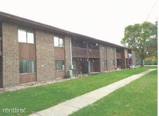 1105 Rock Ave - Photo 3 of 7