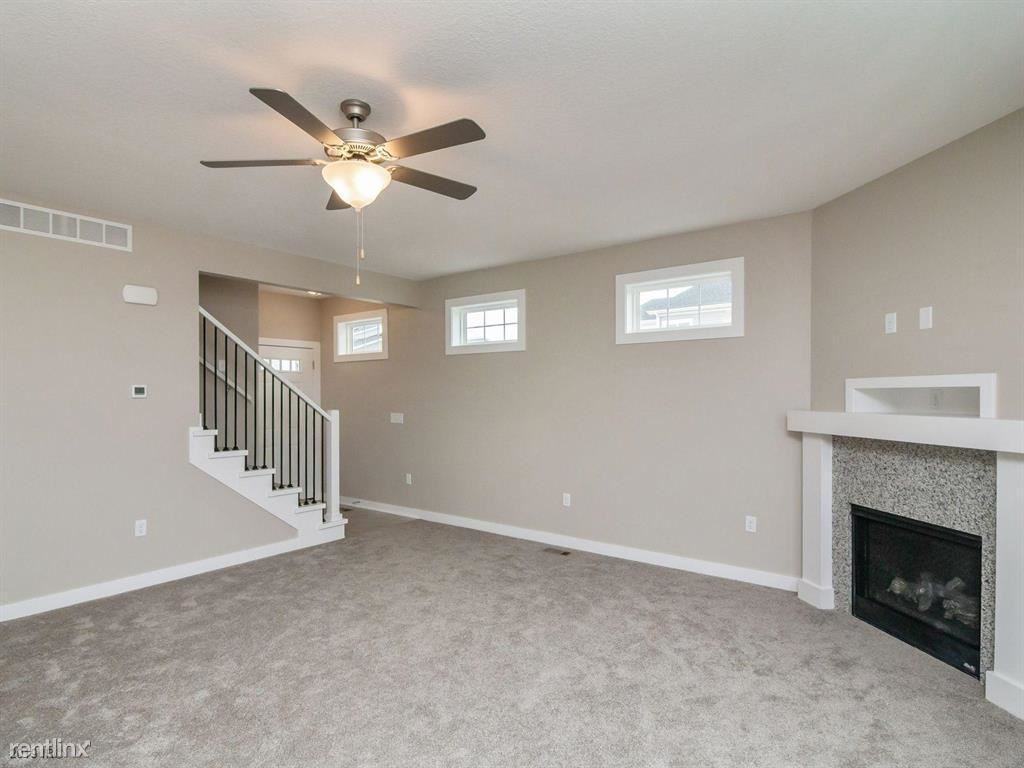 Covenant Cove Townhomes - Photo 3 of 16