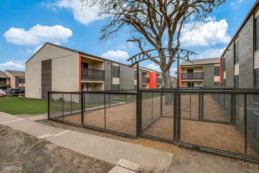 The Palace - Photo 2 of 36