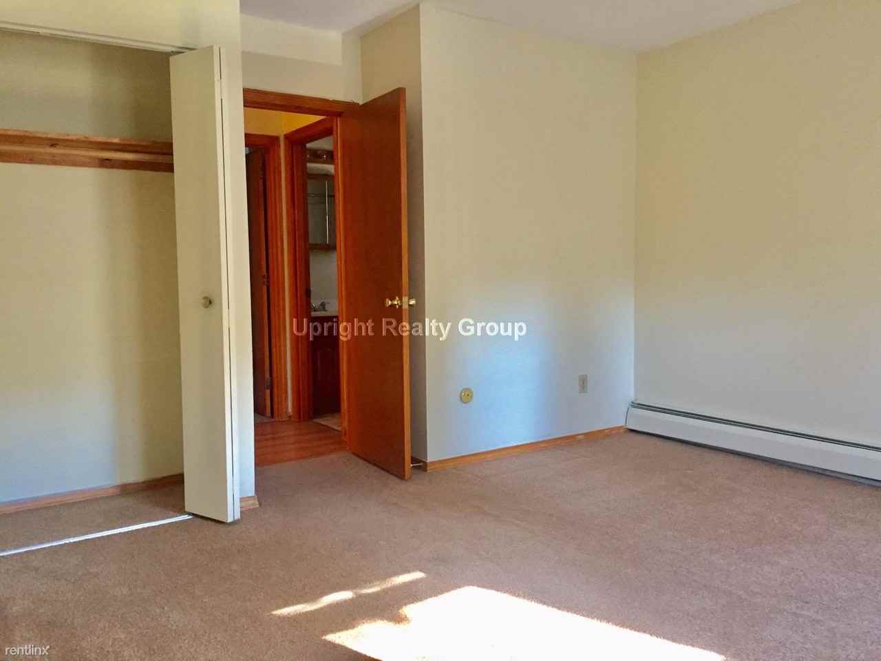 9 Beacon St - Photo 2 of 6