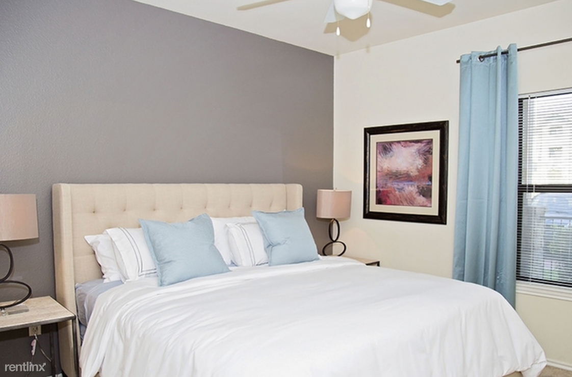 5241 North Tarrant Pkwy - Photo 3 of 6