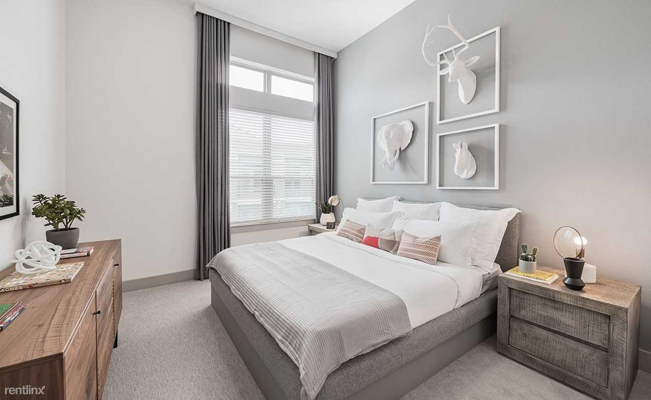 The Parker - Photo 3 of 13