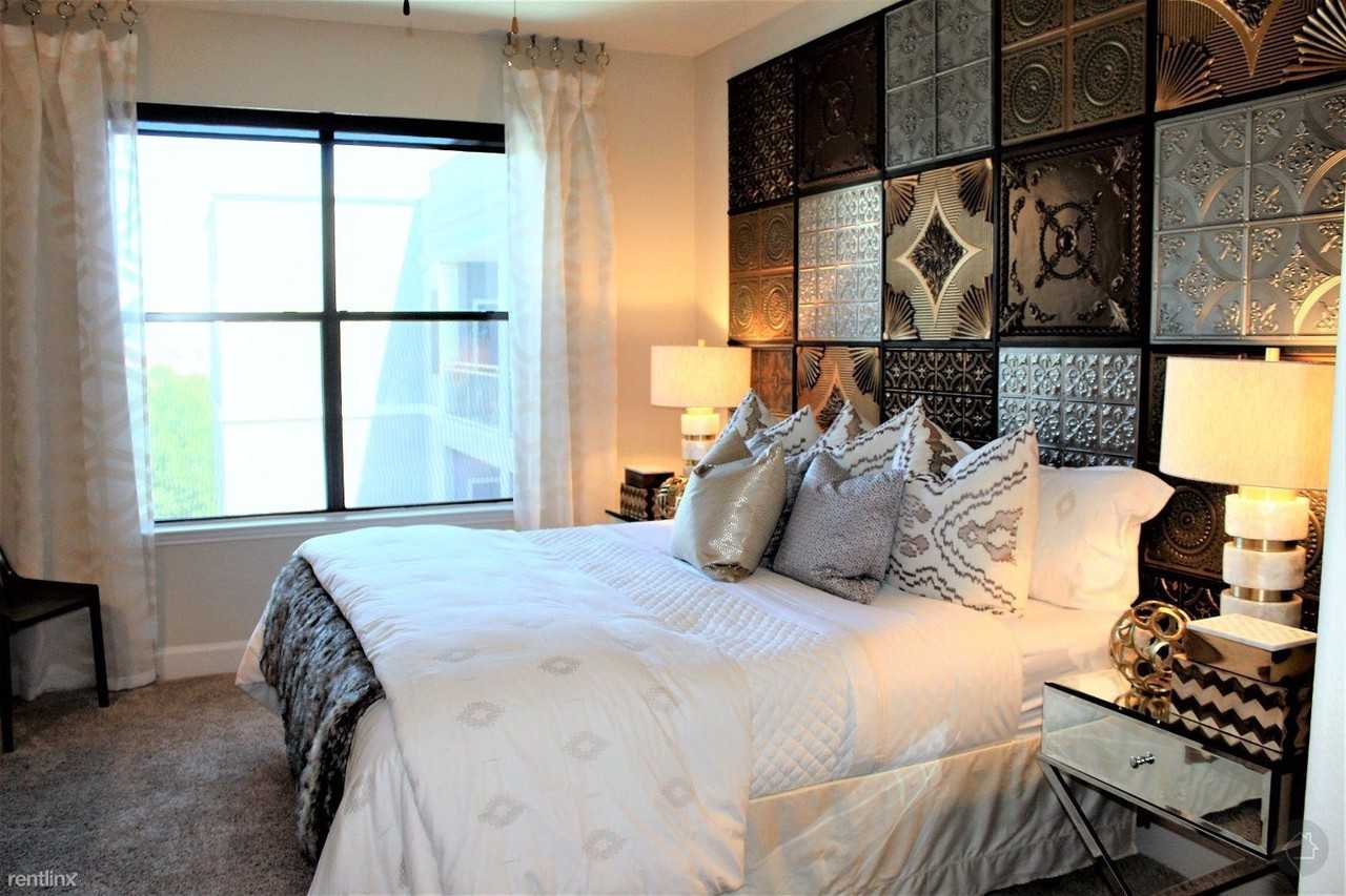 The Westheimer - Photo 3 of 10