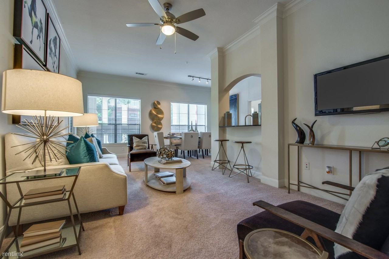 320 Jackson Hill St - Photo 2 of 10