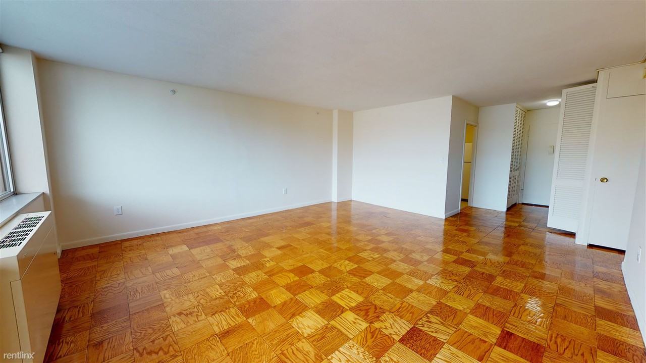 101 Monmouth St - Photo 3 of 28