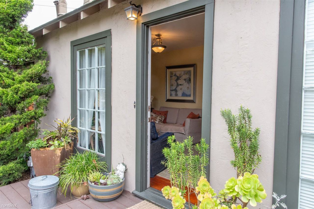 251 Dela Vina Ave - Photo 3 of 22