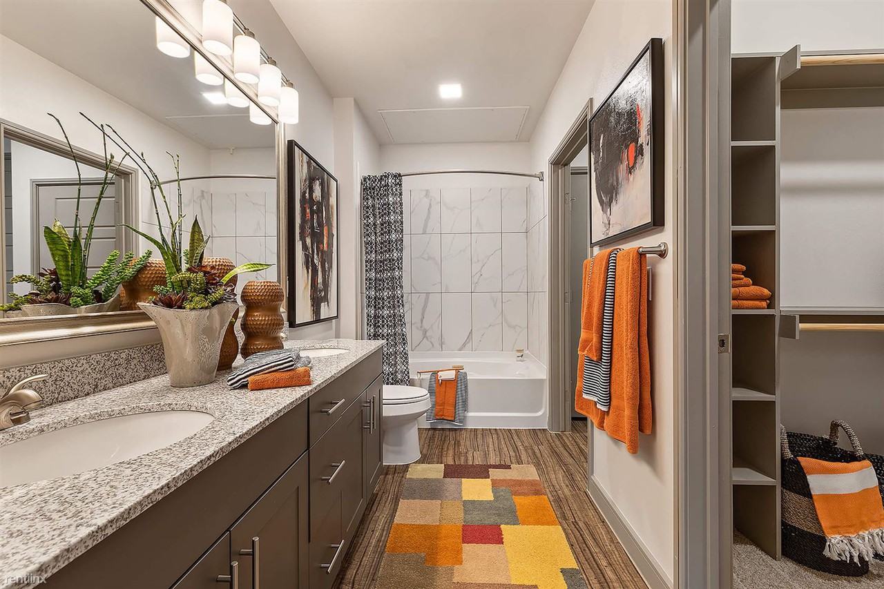 2001 Holcombe Blvd - Photo 3 of 3