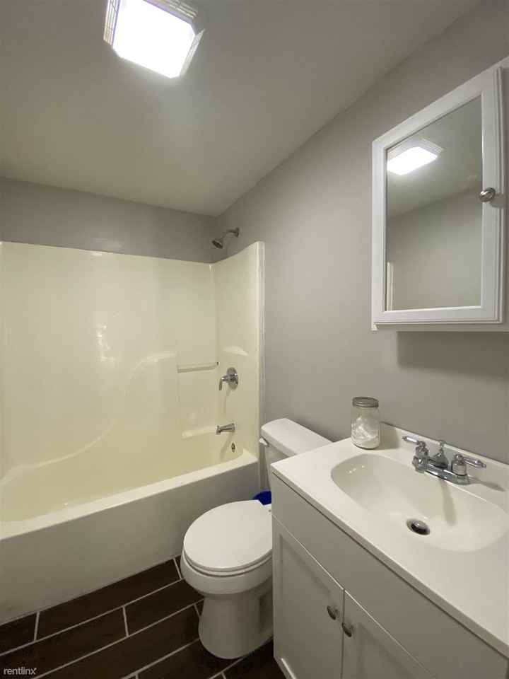 310 Warren Way - Photo 3 of 8