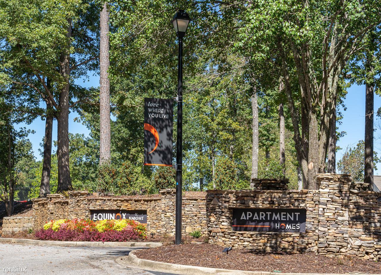 100 Knight Way - Photo 2 of 50