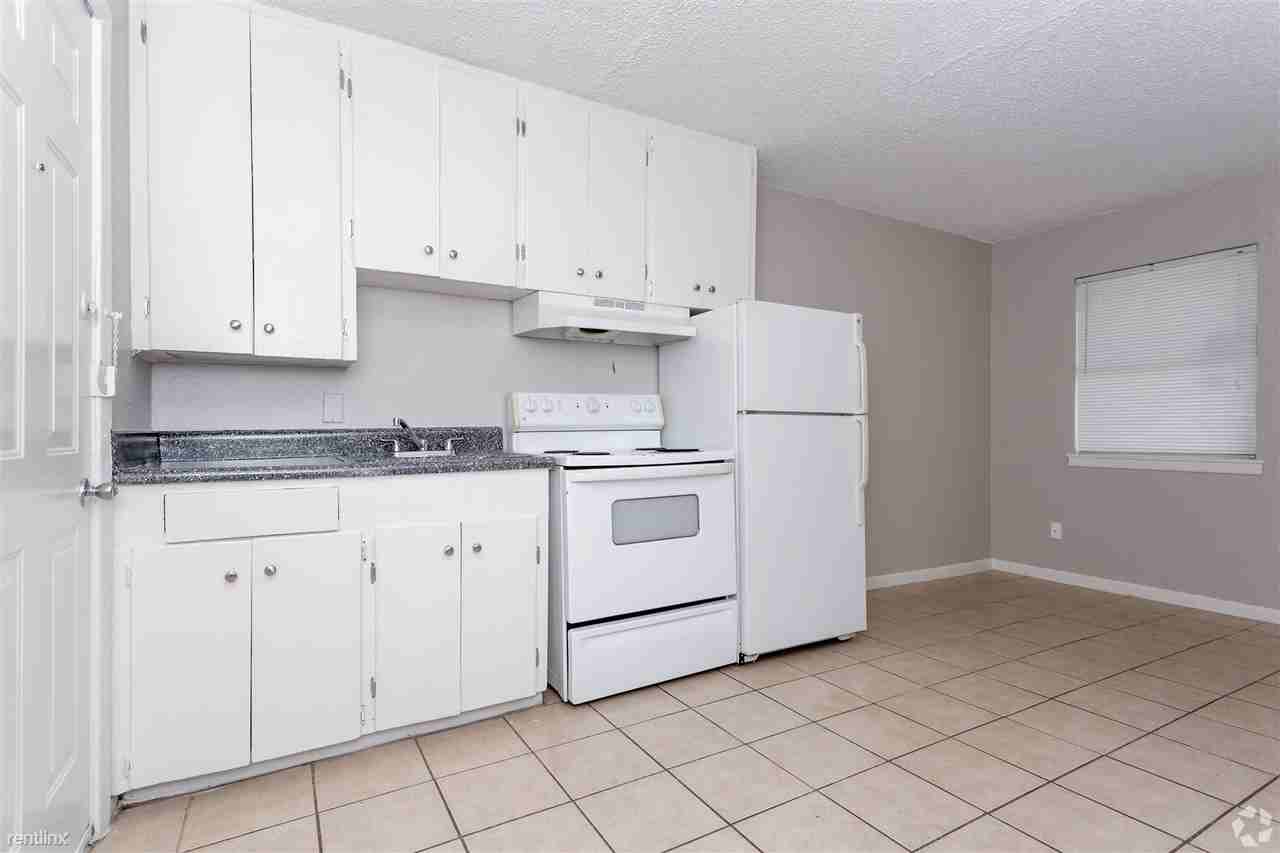 Brownstone Village - Photo 3 of 14