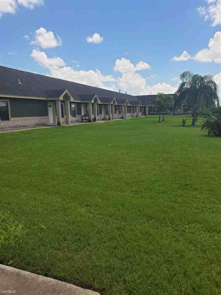 De Santi Apartments 630 Mile 2 1/2 E, Mercedes, TX 78570 Zumper