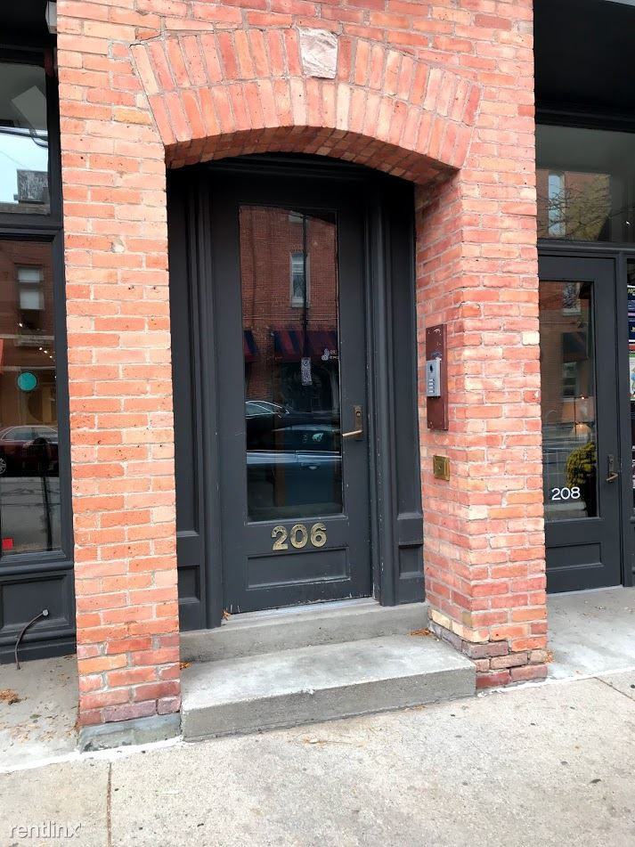 206 S Ashley St Apartments in Downtown Ann Arbor, Ann Arbor, MI 48104