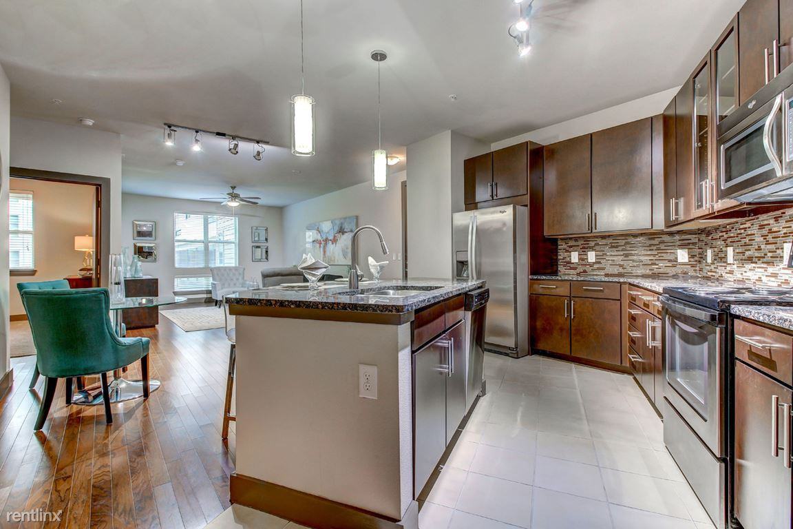 Bellaire & Medical Center 917 - Photo 2 of 22