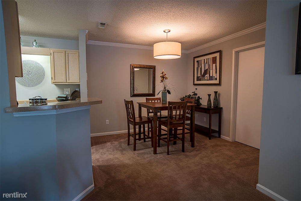 Elements of Madison Apartments - Photo 3 of 11