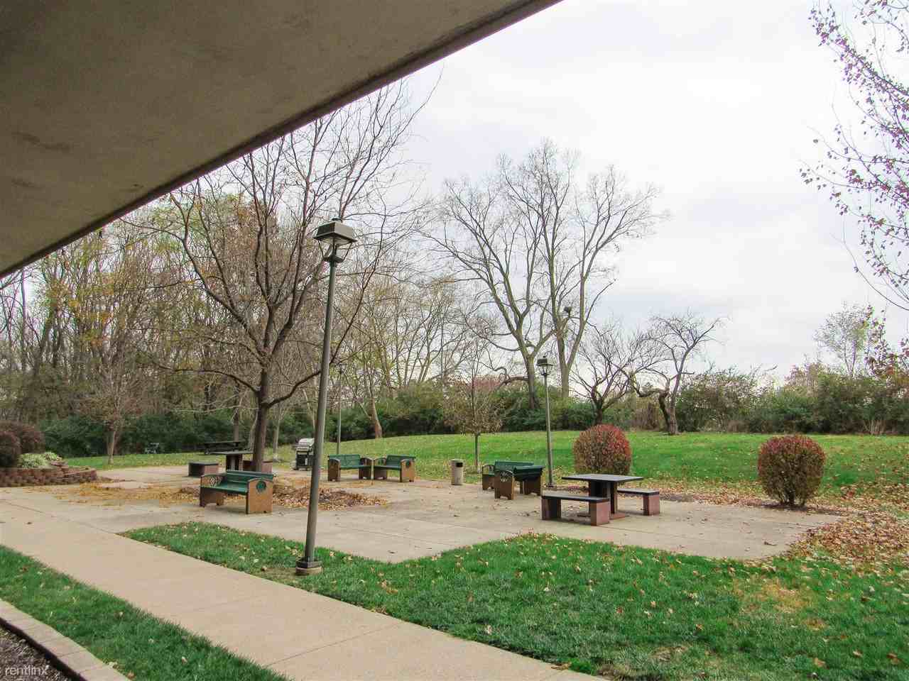 Brookview Place Apartments - Photo 3 of 12