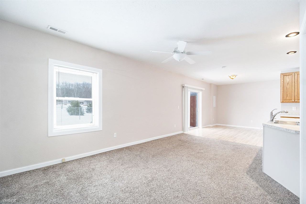23761 Humming Bird Ave - Photo 3 of 20