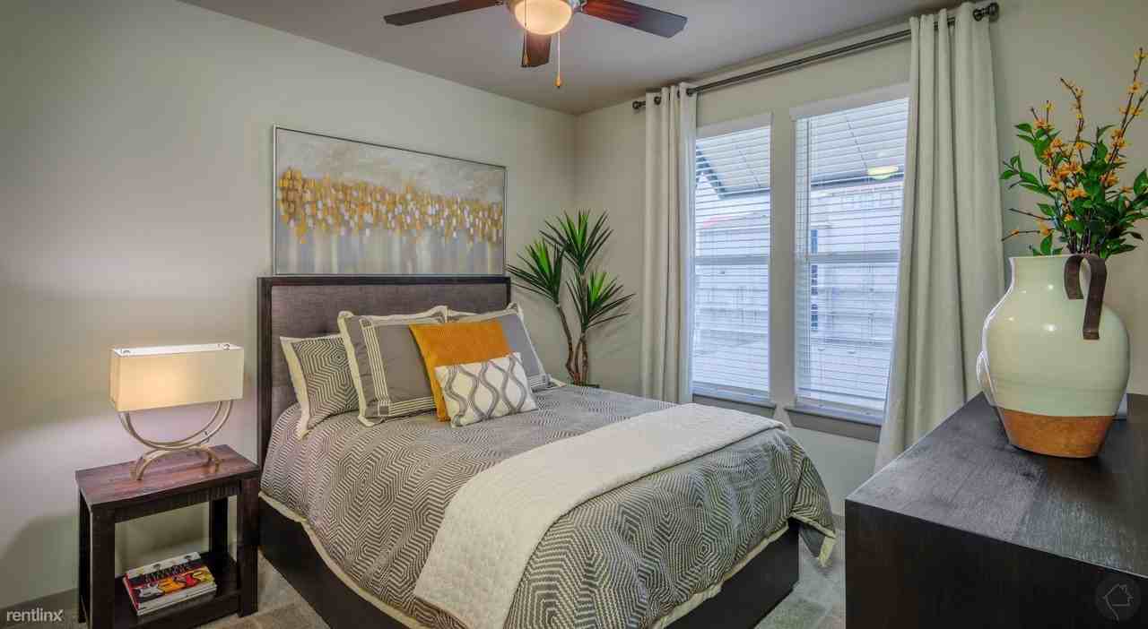 Radius West - Photo 2 of 3