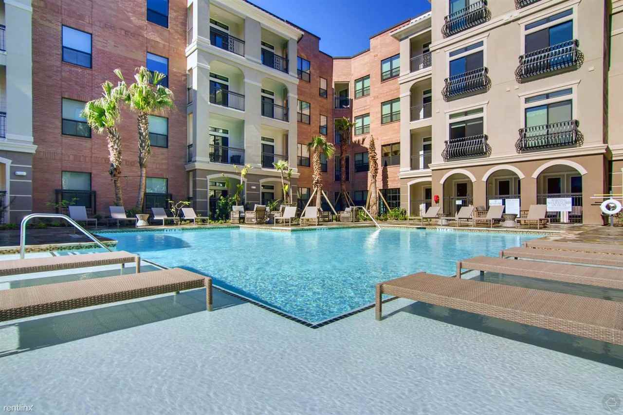 The Caroline - Photo 3 of 6