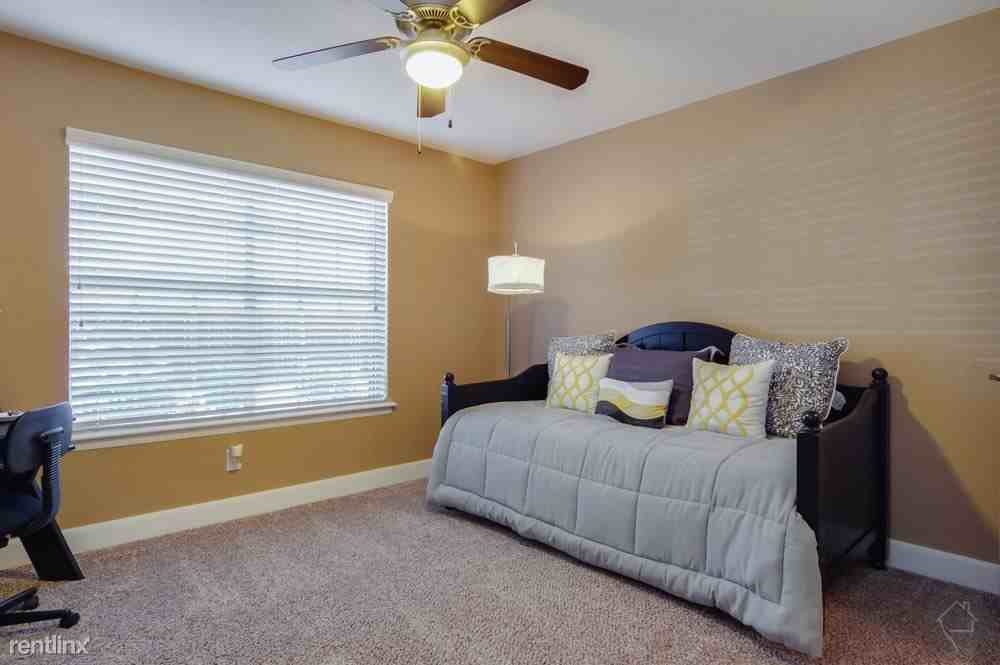 Dwell at Clear Lake - Photo 3 of 4