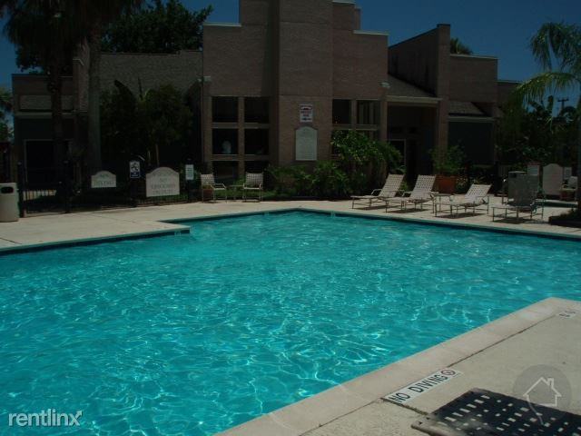 Hawthorne at South Shore - Photo 2 of 4