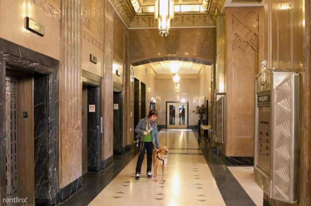 230 N 21st St - Photo 2 of 10