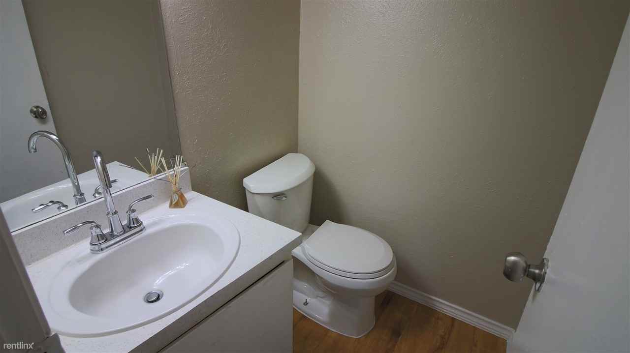 Richland Court - Photo 3 of 16